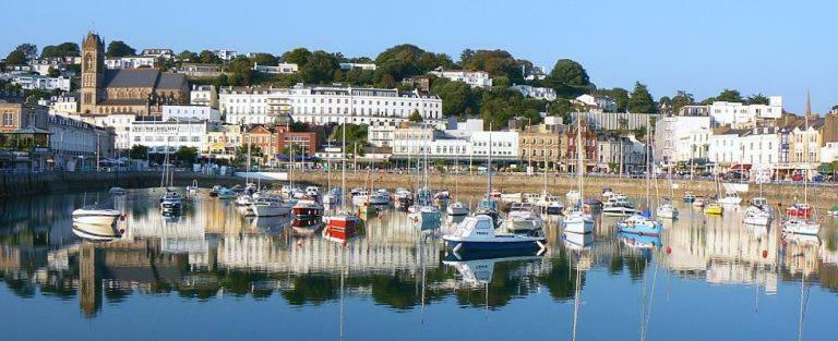 Crown Lodge Torquay Exterior foto